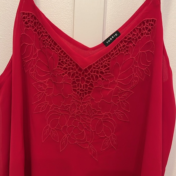 Torrid Lace V-neck Red Tank Top Women’s Plus 1 / 1XL Layering A-line - Picture 1 of 7